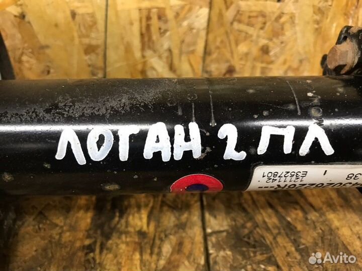 Стойка подвески передняя левая Renault Logan 2