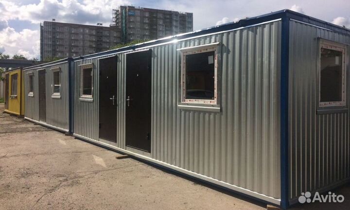 Металлическая бытовка б/у