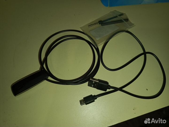 Микронаушники Bluetooth Magnit