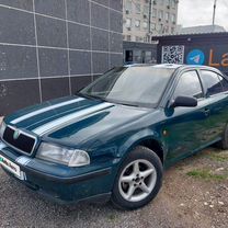 Skoda Octavia 1.6 MT, 1998, 330 000 км, с пробегом, цена 255 000 руб.