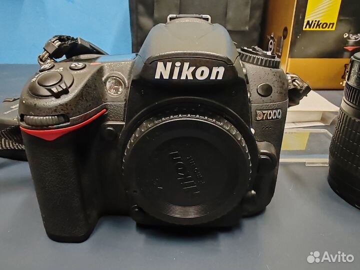 Продам фотоаппарат Nikon D7000