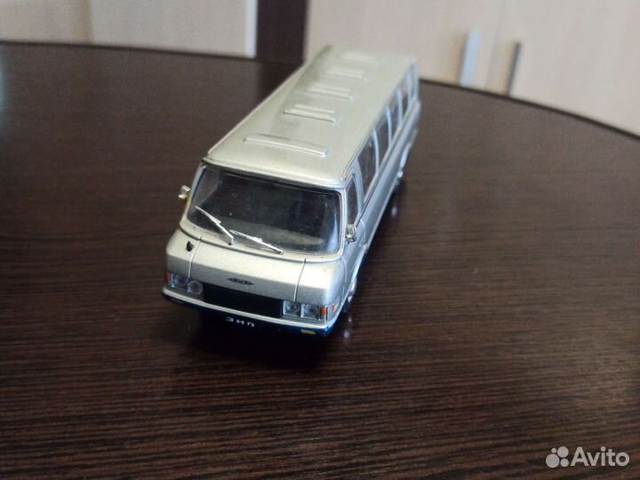 Модели автомобилей,масштаб 1:43