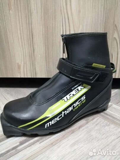 Ботинки лыжные trek Mechanics Control SNS