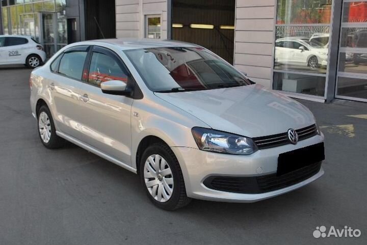 Лобовое стекло на Vw Polo. Замена за час