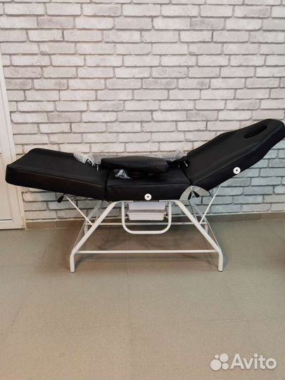 Кушетка косметологическая, массажная, универсальна