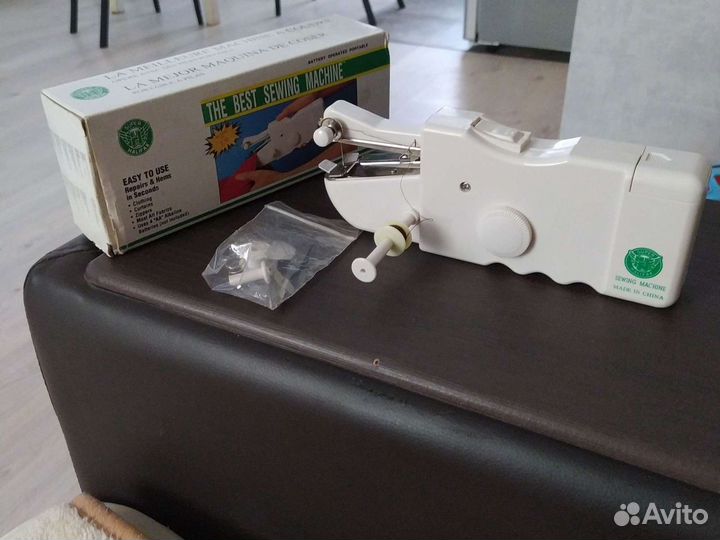 Мини ручная швейная машинка