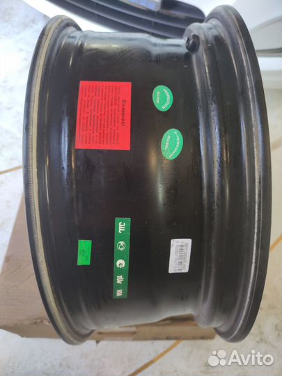 Продам литой диск R17, 5/114.3 Alcasta