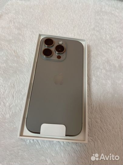 iPhone 15 Pro, 128 ГБ