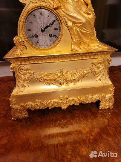 Каминные часы бронза