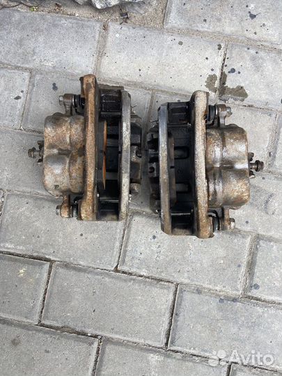 Суппорта subaru legacy B4 BE-5