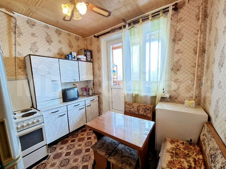 1-к. квартира, 42 м², 8/12 эт.