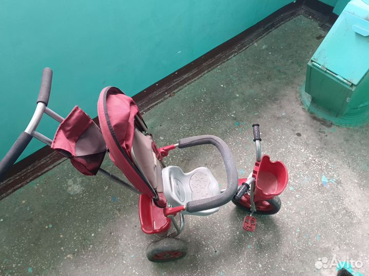 Детский велосипед с родительской ручкой