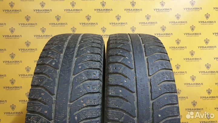 Bridgestone Ice Cruiser 7000 205/70 R15 96T