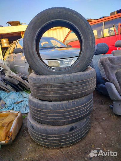 Bridgestone Dueler H/P Sport 215/60 R17