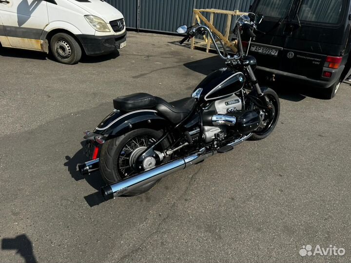 Мотоцикл BMW R18