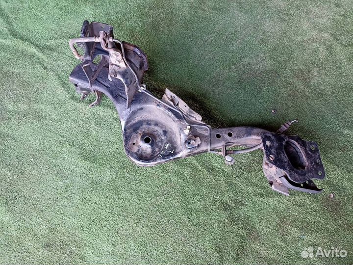 Рычаг задний левый Nissan X-Trail T31