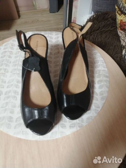 Босоножки,натуральная кожа,37 р