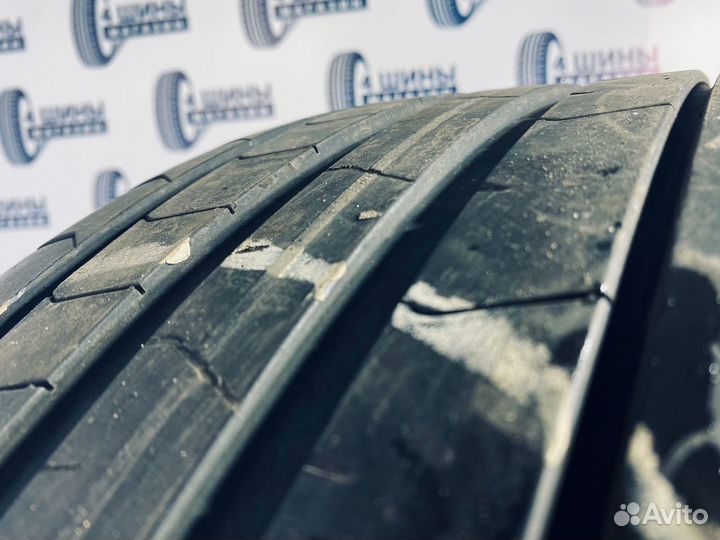 Pirelli P Zero PZ4 255/40 R21 102V