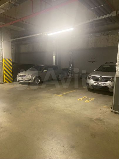 Машиноместо