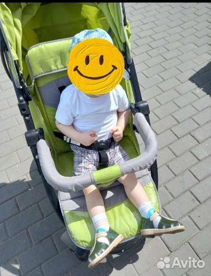 Коляска прогулочная