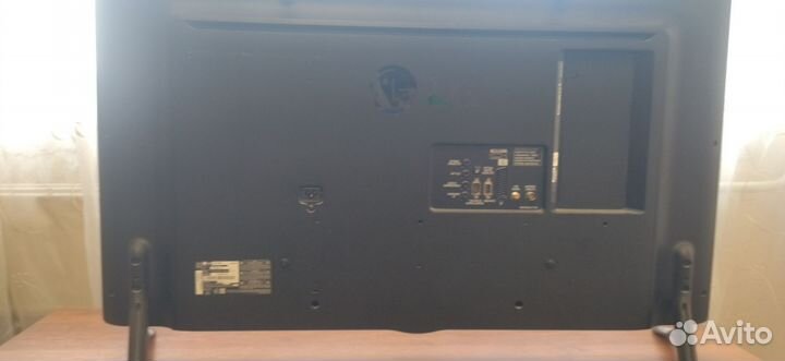 Телевизор LG на запчасти (смотреть в описание)