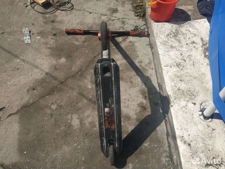 Трюковой самокат