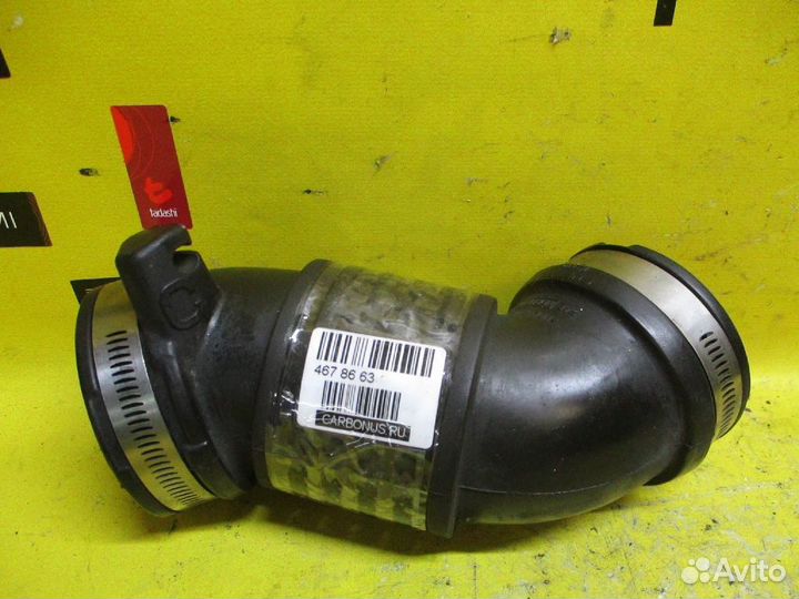 Патрубок воздушн.фильтра на Subaru Forester SG5 EJ