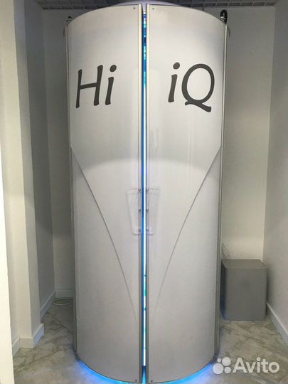 Вертикальный солярий HiiQ-Sun 42* (180 Вт)