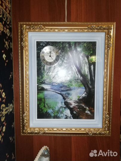 Картина 3Д в золотом багете