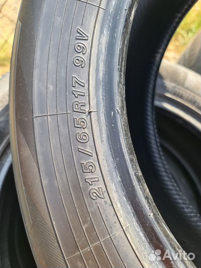 Yokohama BluEarth AE50 SUV 215/65 R17 99V