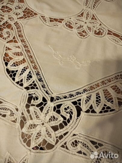 Антикварная скатерть