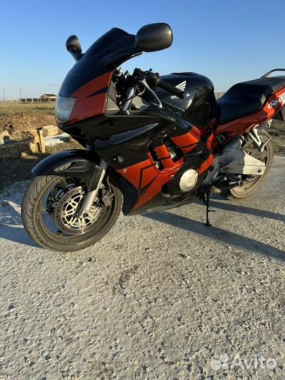 Honda cbr 600 f