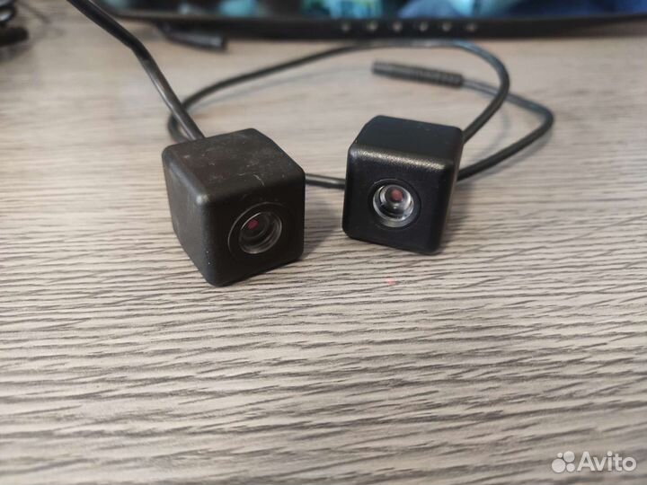 Зеркало заднего вида с регистратором