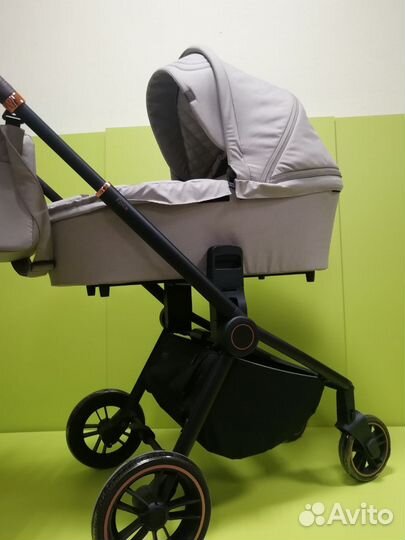 Коляска Carrello Epica 2 в 1