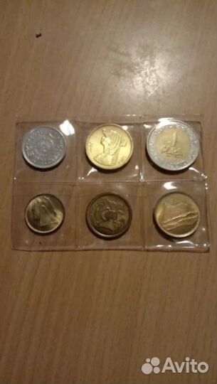 Наборы иностранных монет