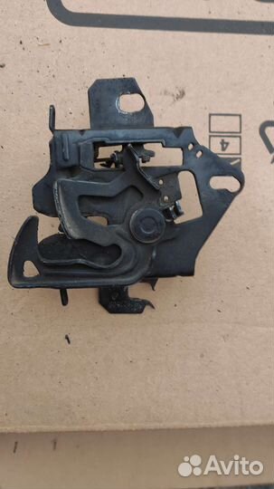 Замок капота Фольксваген Пассат б5