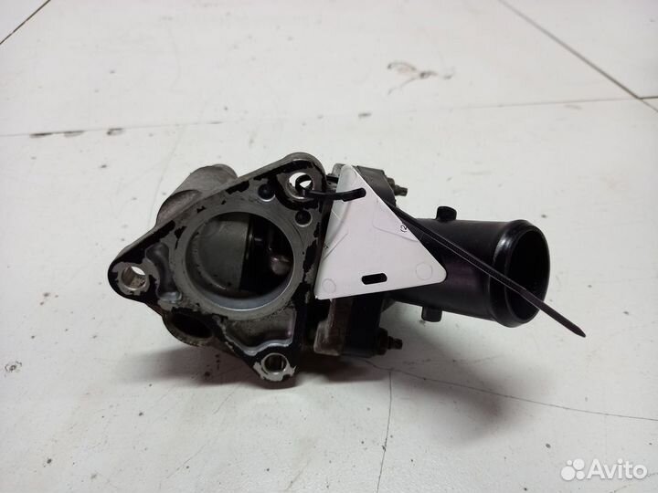 Toyota Auris (E150) I корпус термостата