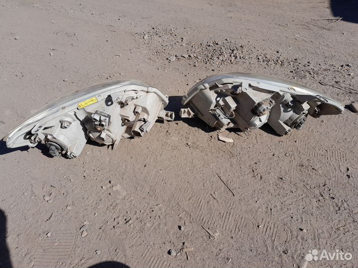 Фары Королла Аксио/Филдер