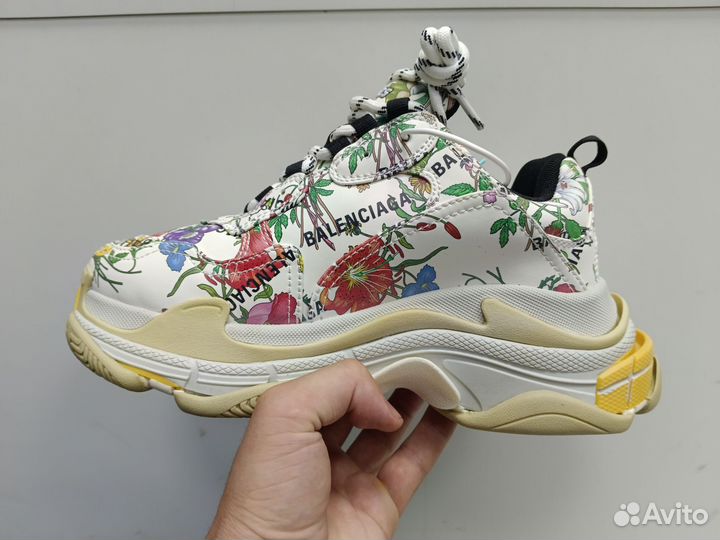 Кроссовки Balenciaga triple s