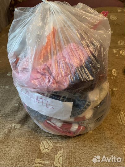 Отдаю вещи для девочки 3-6 лет