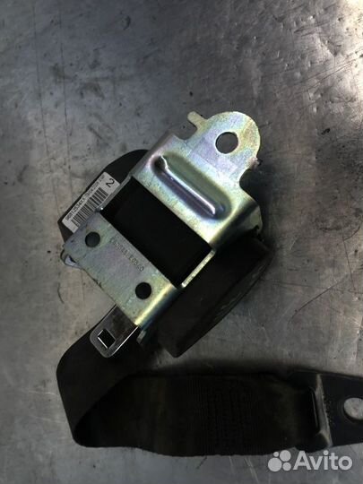 Ремень безопасности задний правый Peugeot 308 4E