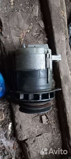 Тракторный генератор 14в