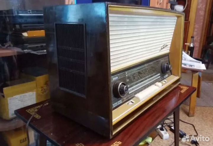 Ламповый приемник Saba Freudenstadt 100