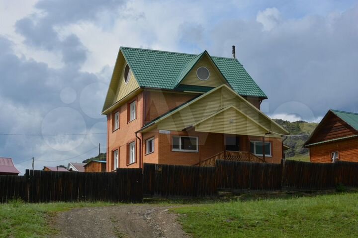 Дом 121,8 м² на участке 16 сот.