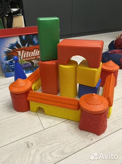 Кубики пластмассовые