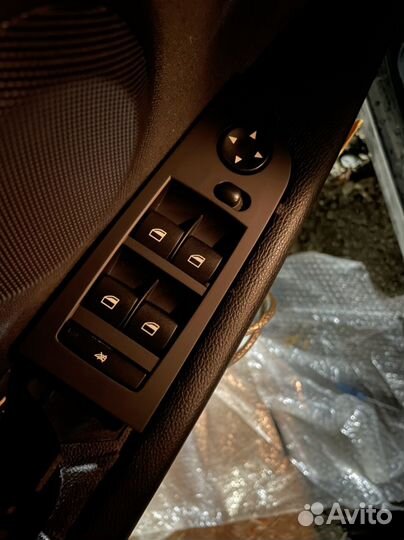 Подлокотник ручка двери водителя BMW e90 e91