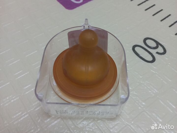 Соска на бутылочку chicco 2+