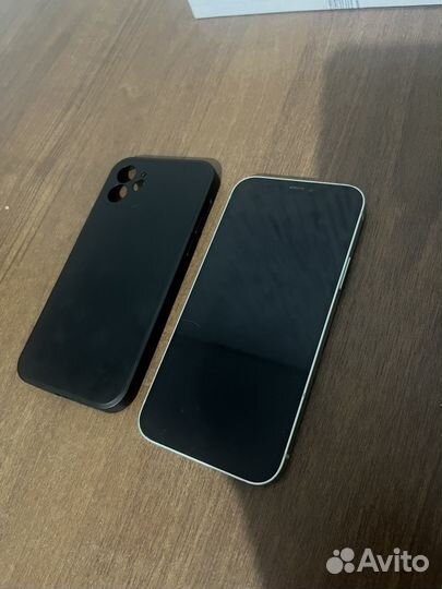 iPhone 12, 64 ГБ