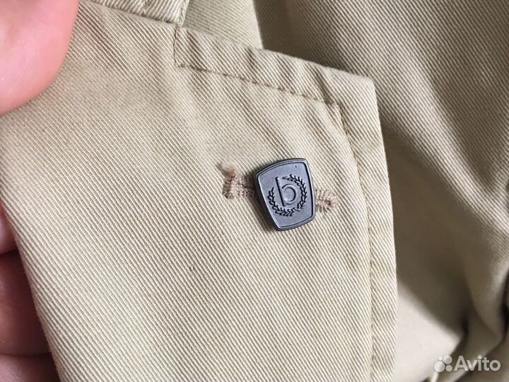 Bugatti значок