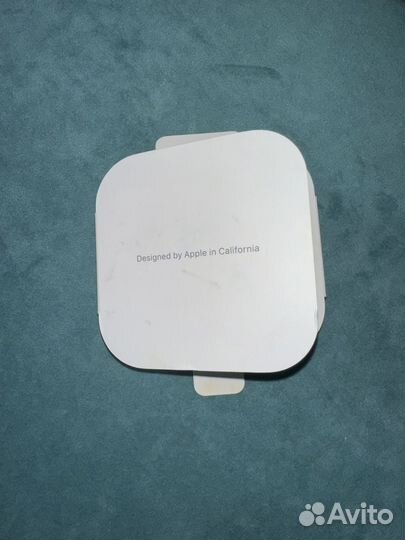 Беспроводная зарядка для iPhone